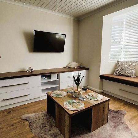 Nautilus 2 Bedroom Self-Catering Apartment 스바코프문트 외부 사진